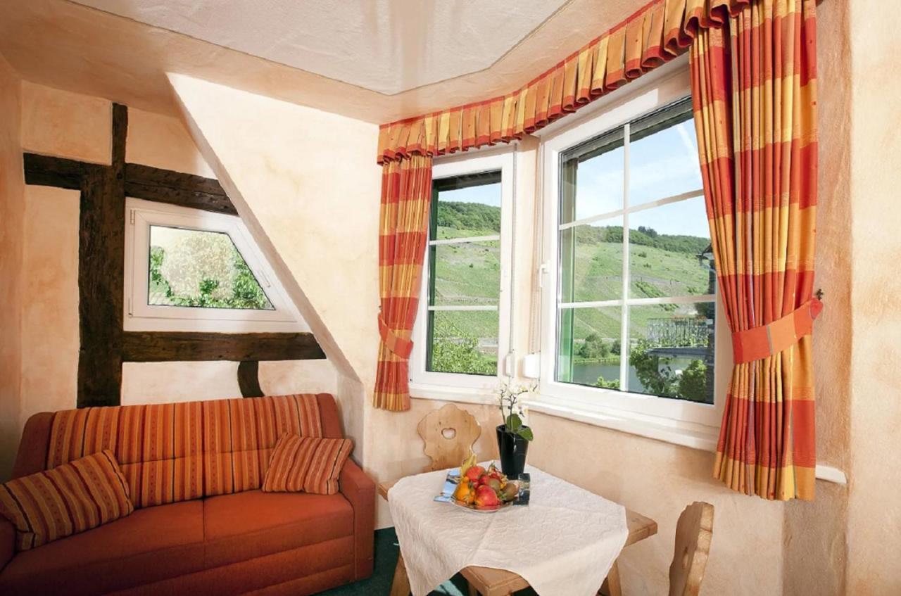 Gaestehaus Zur Traube Reil Luaran gambar