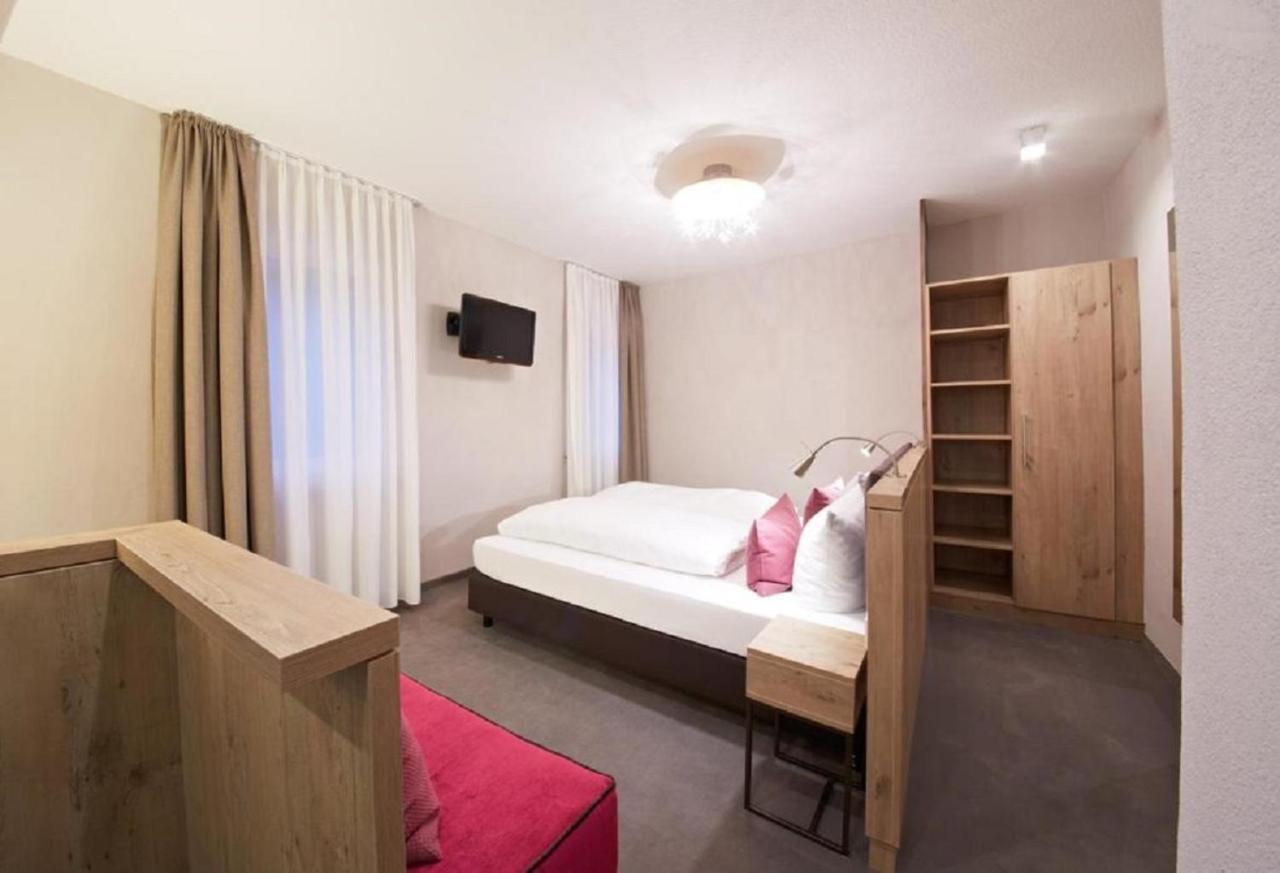 Gaestehaus Zur Traube Reil Luaran gambar