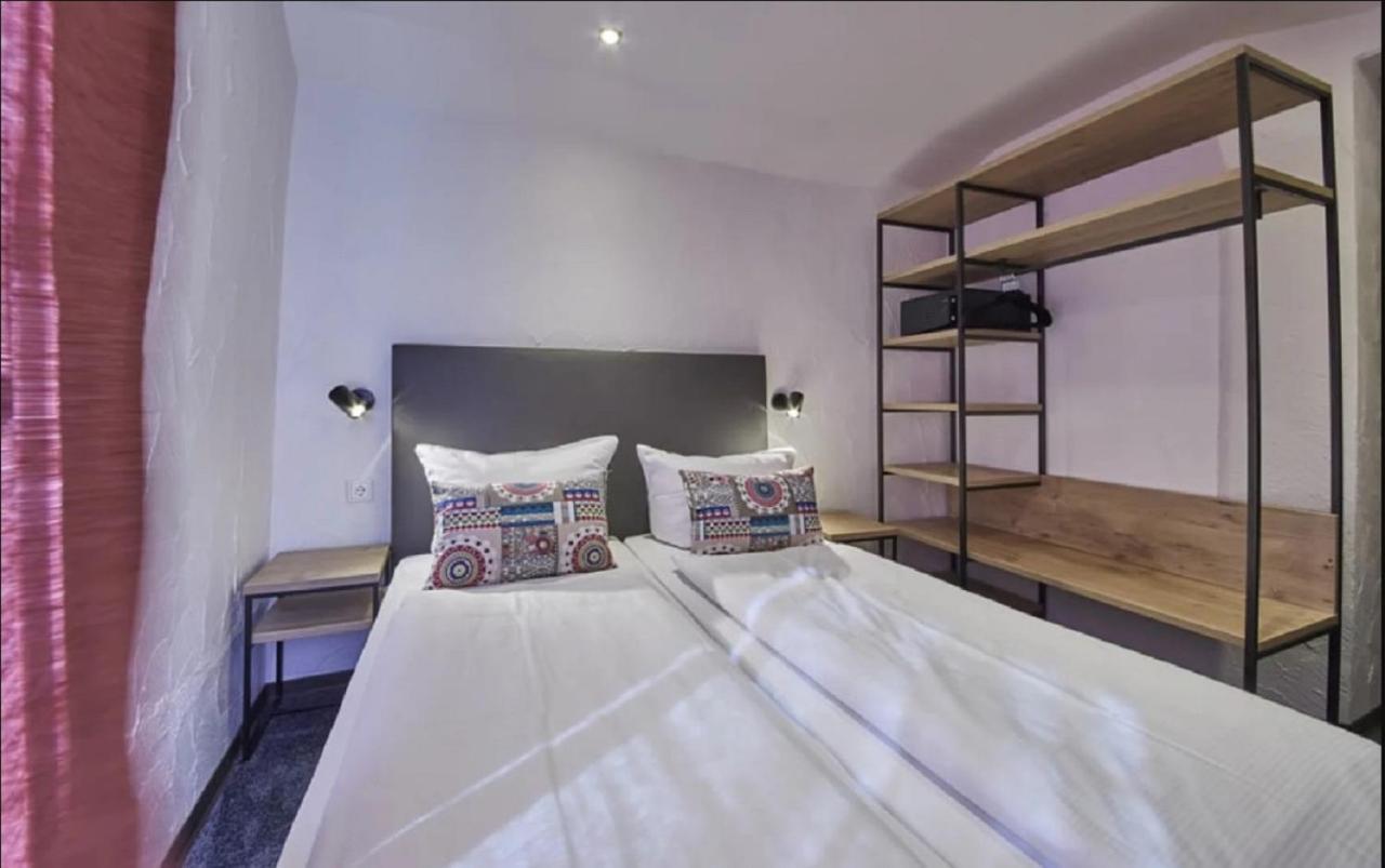 Gaestehaus Zur Traube Reil Luaran gambar